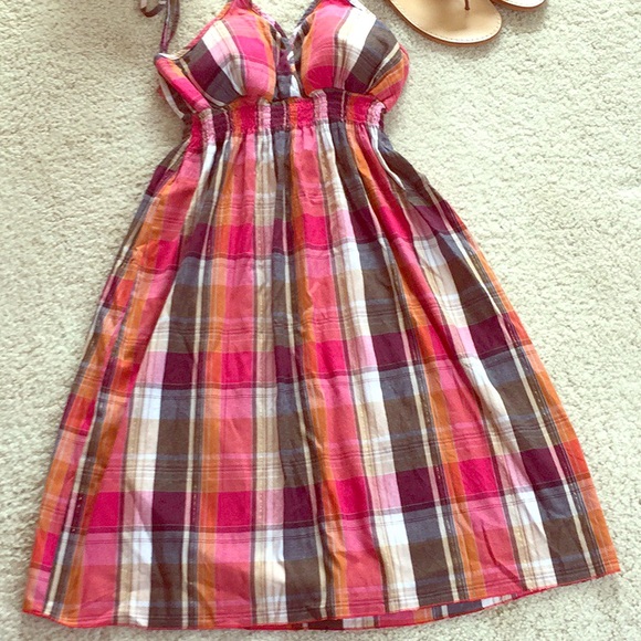 🔴SOLD🔴 HP☀️Adorable Chesley Plaid Print Sundress - Picture 4 of 4